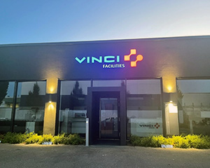 Verwaltungs- und Buerogebaeude mit Facility Management Leistungen von VINCI Facilities